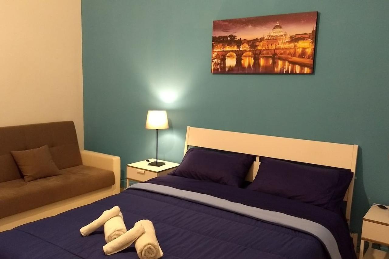 Amoraroma, Economy Guest House With Shared Bathrooms Exterior photo