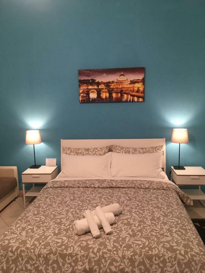 Amoraroma, Economy Guest House With Shared Bathrooms Exterior photo