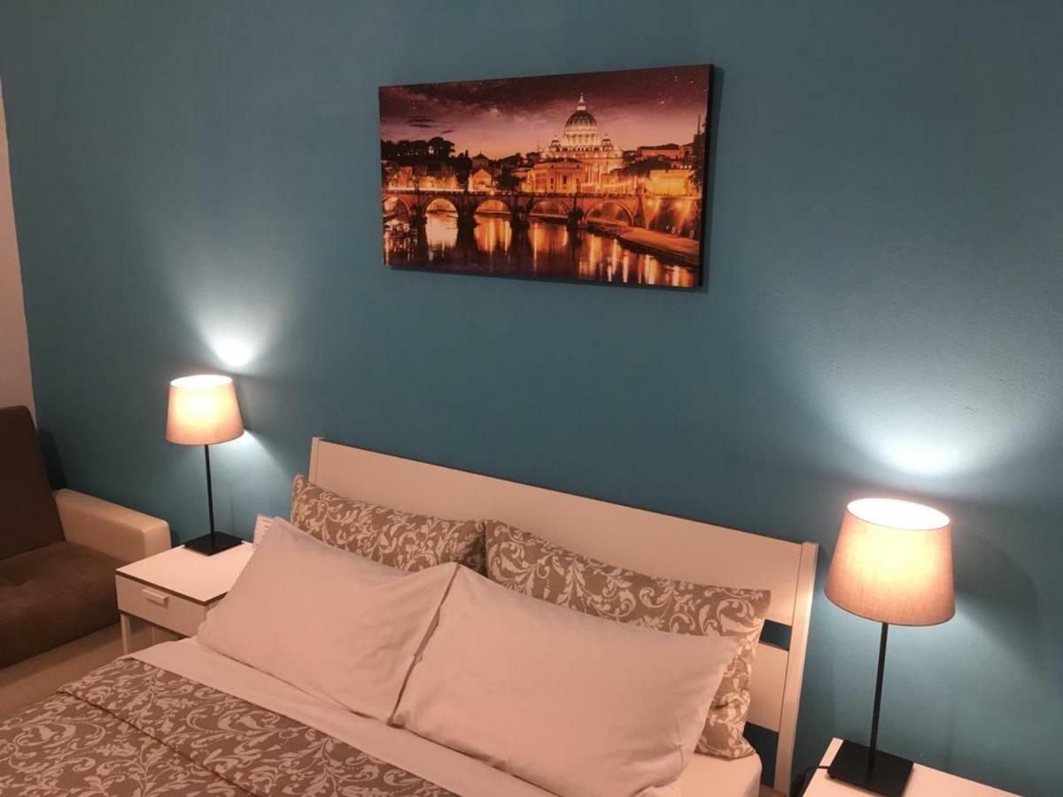 Amoraroma, Economy Guest House With Shared Bathrooms Exterior photo